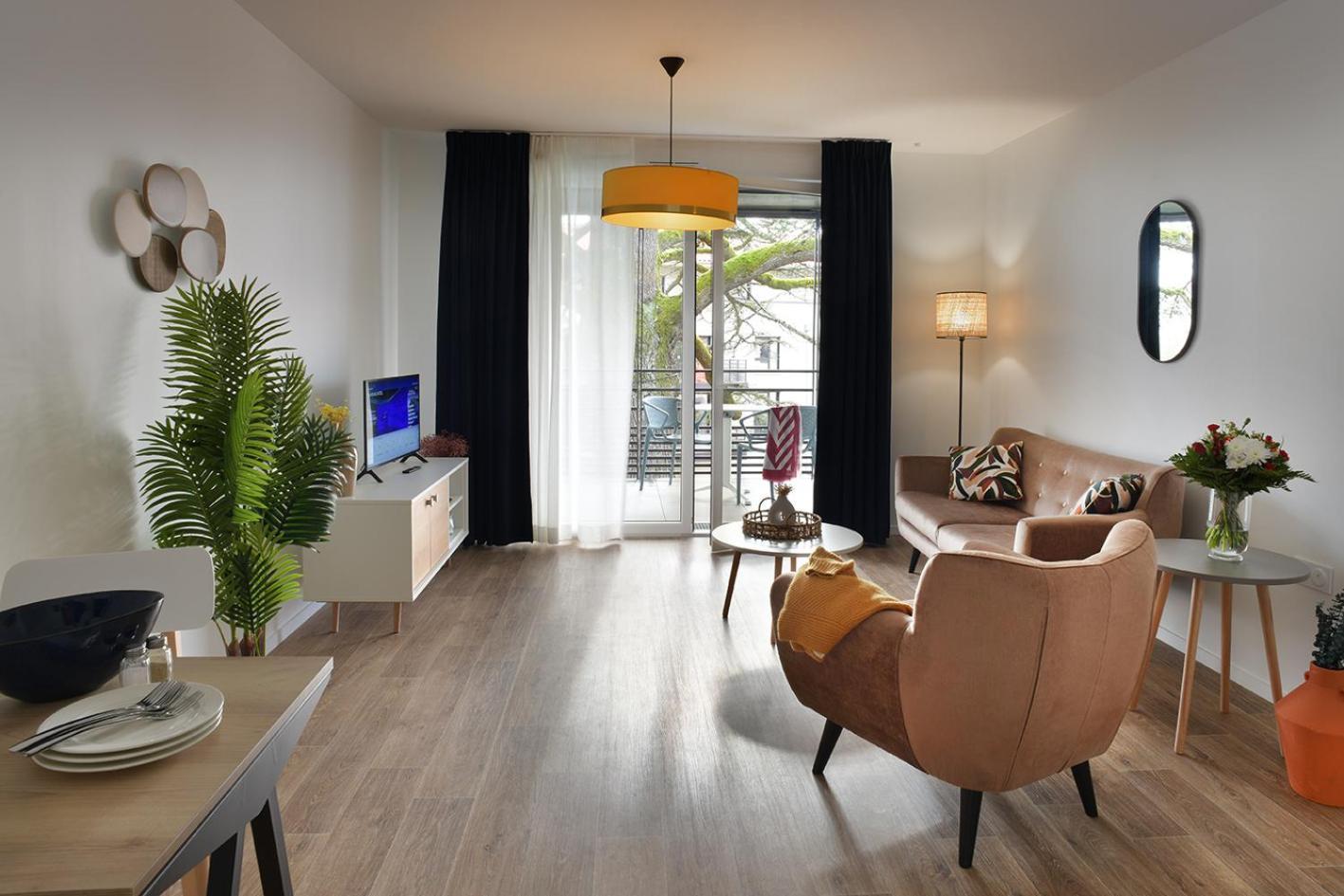 Domitys L'Amarante Aparthotel Кахор Екстериор снимка