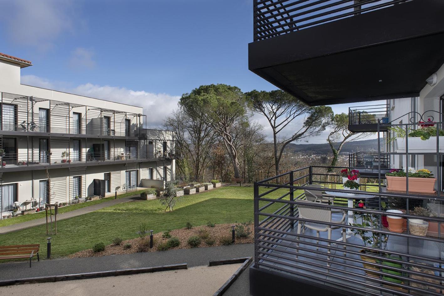 Domitys L'Amarante Aparthotel Кахор Екстериор снимка