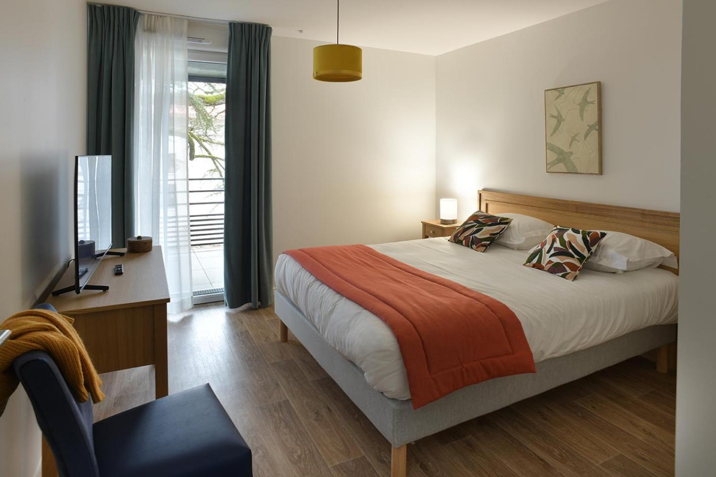 Domitys L'Amarante Aparthotel Кахор Екстериор снимка